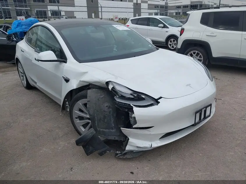 Tesla Model 3 Standard Range Plus Rear-Wheel Drive 2021