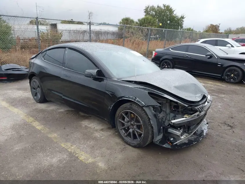 Tesla Model 3 Standard Range Plus Rear-Wheel Drive 2021