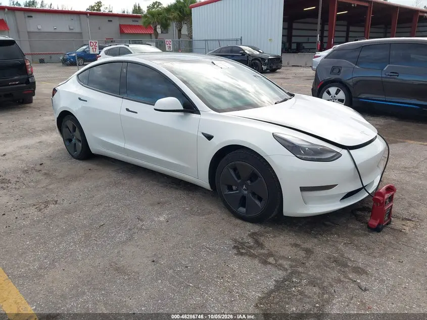 Tesla Model 3 Standard Range Plus Rear-Wheel Drive 2021