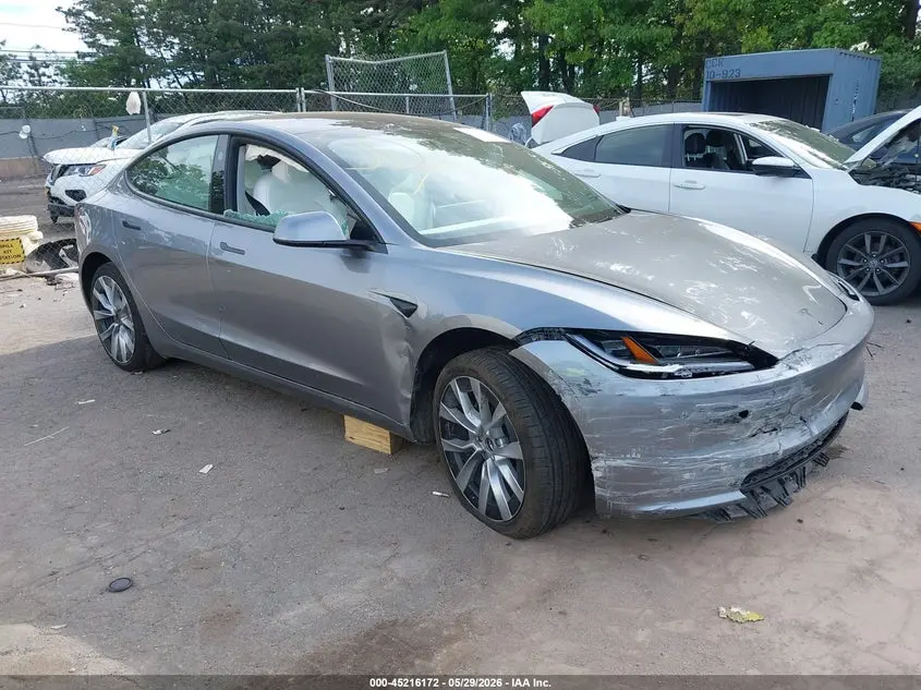 Tesla Model 3 2025