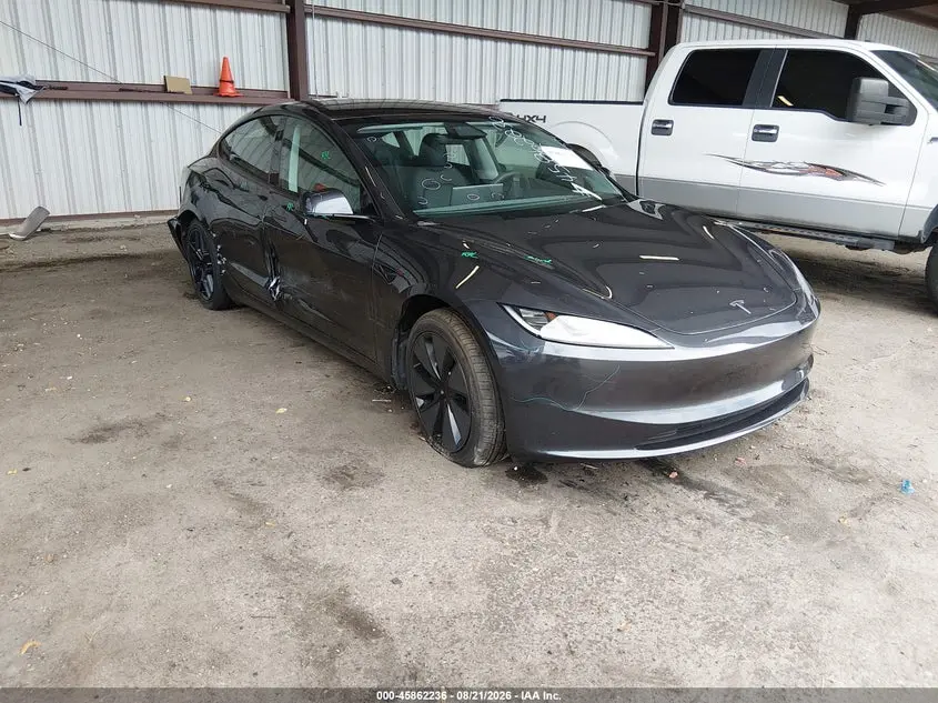 Tesla Model 3 Long Range Rear-Wheel Drive/Standard Rear-Wheel Drive 2025