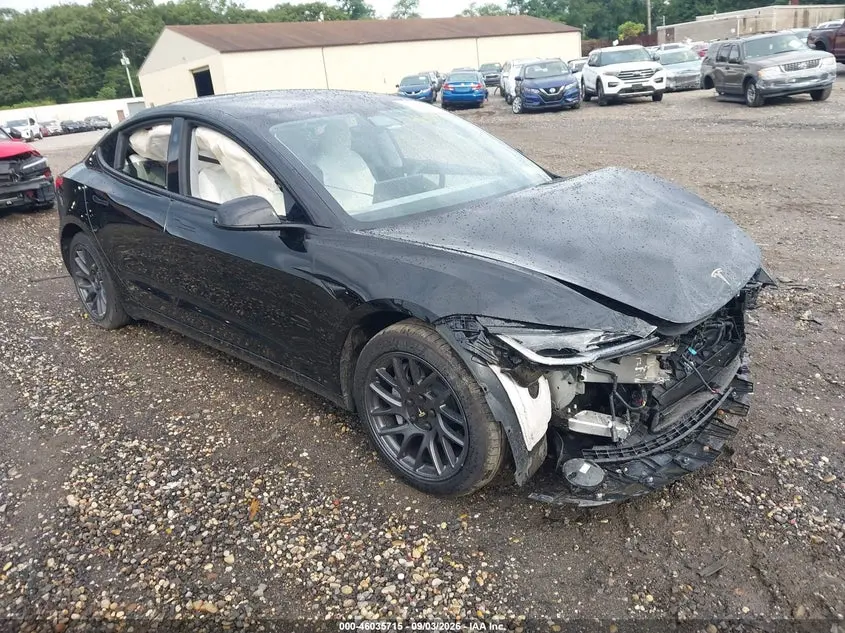 Tesla Model 3 Long Range Rear-Wheel Drive/Standard Rear-Wheel Drive 2025