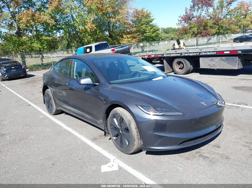 Tesla Model 3 Long Range Rear-Wheel Drive/Standard Rear-Wheel Drive 2025
