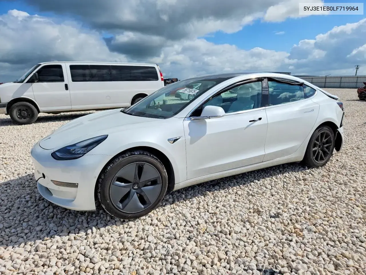 Tesla Model 3 2020