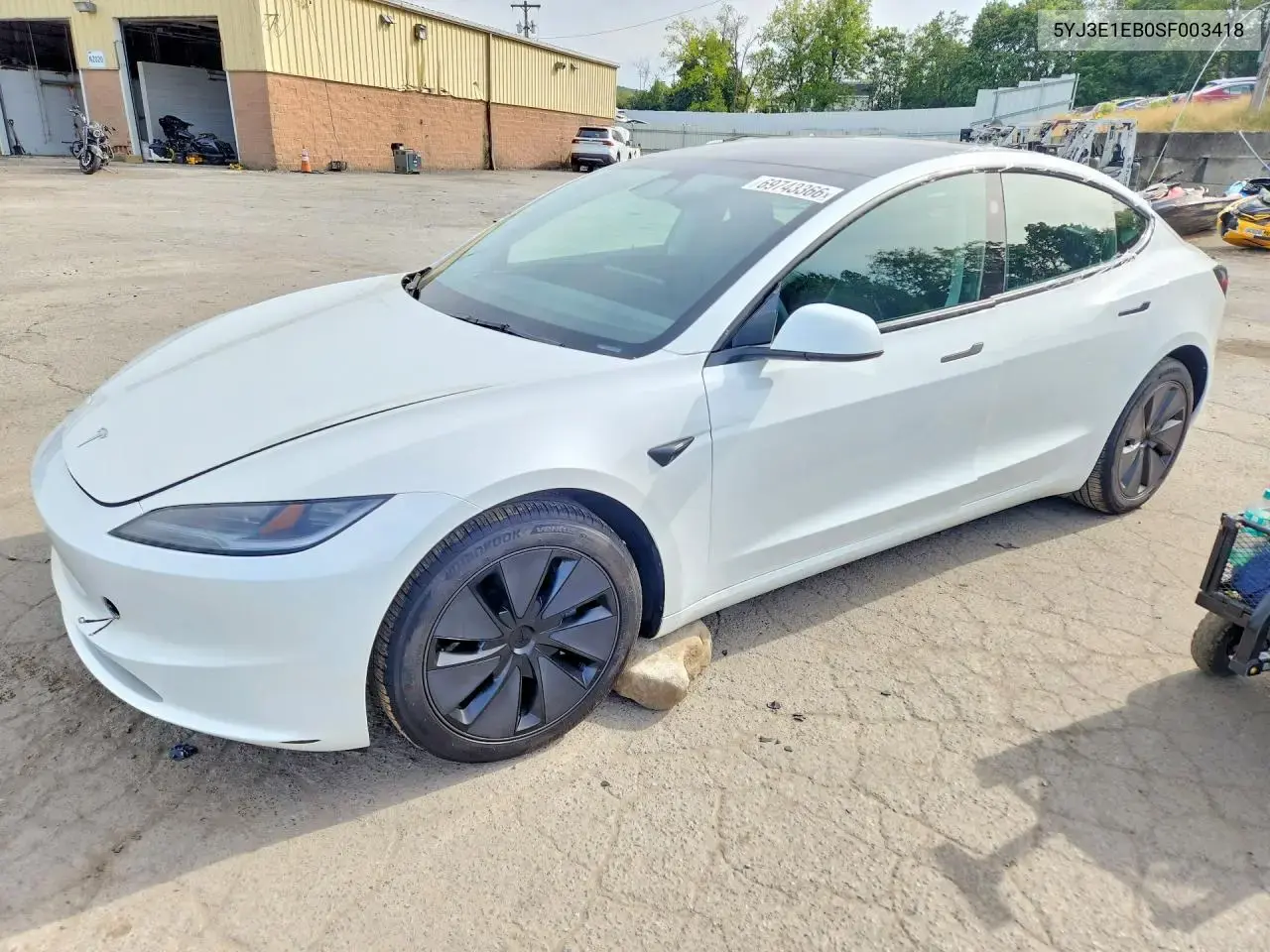 Tesla Model 3 2025