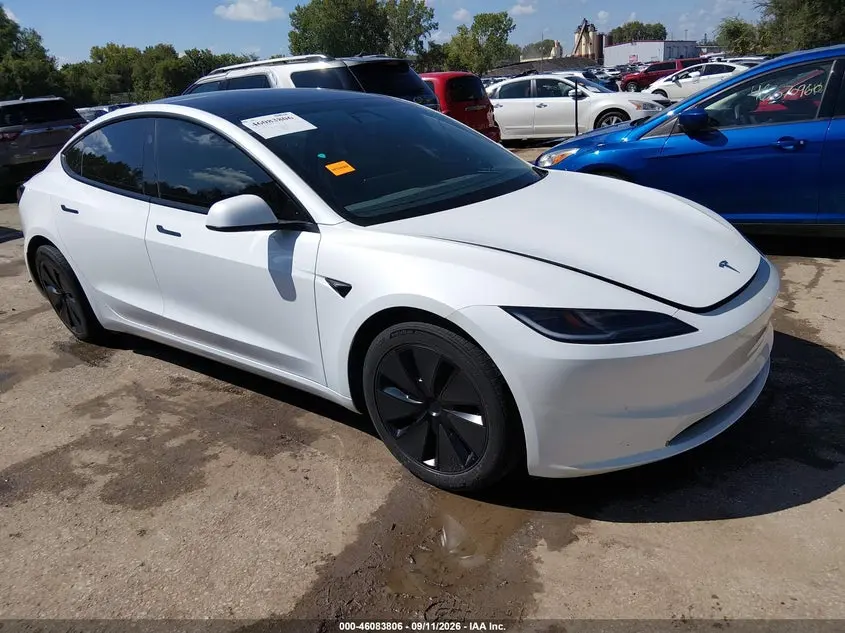 Tesla Model 3 Long Range All-Wheel Drive 2025