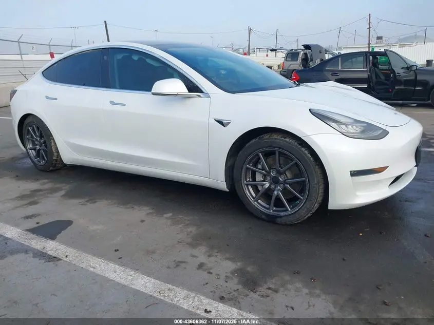 Tesla Model 3 Long Range 2020