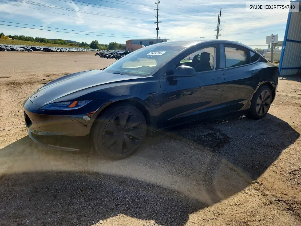 Tesla Model 3 2024
