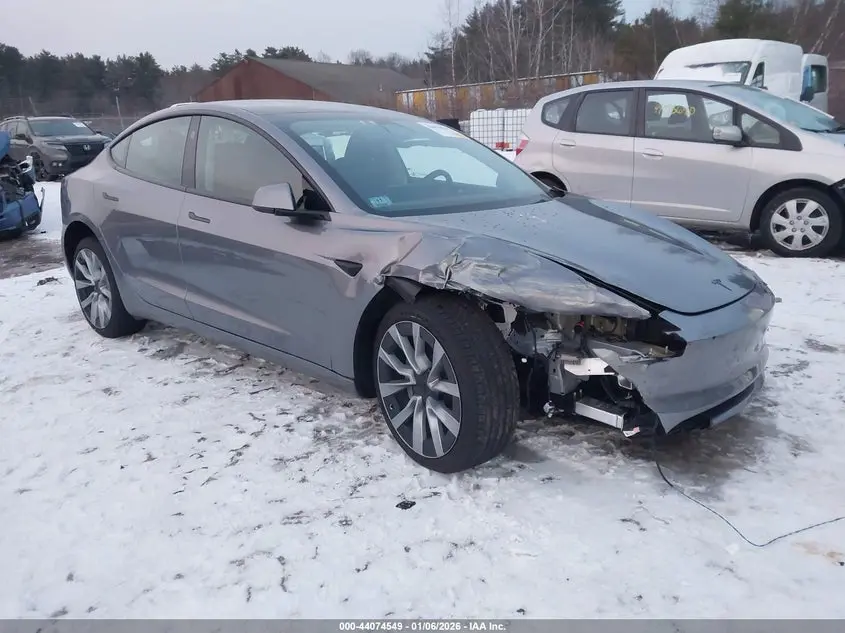 Tesla Model 3 Premium All-Wheel Drive 2026