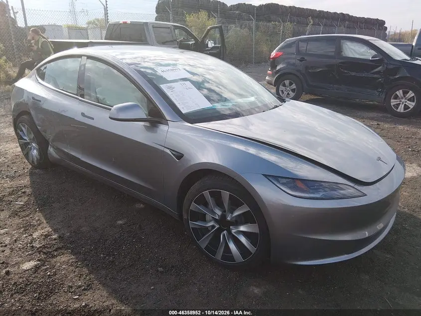 Tesla Model 3 Premium All-Wheel Drive 2026