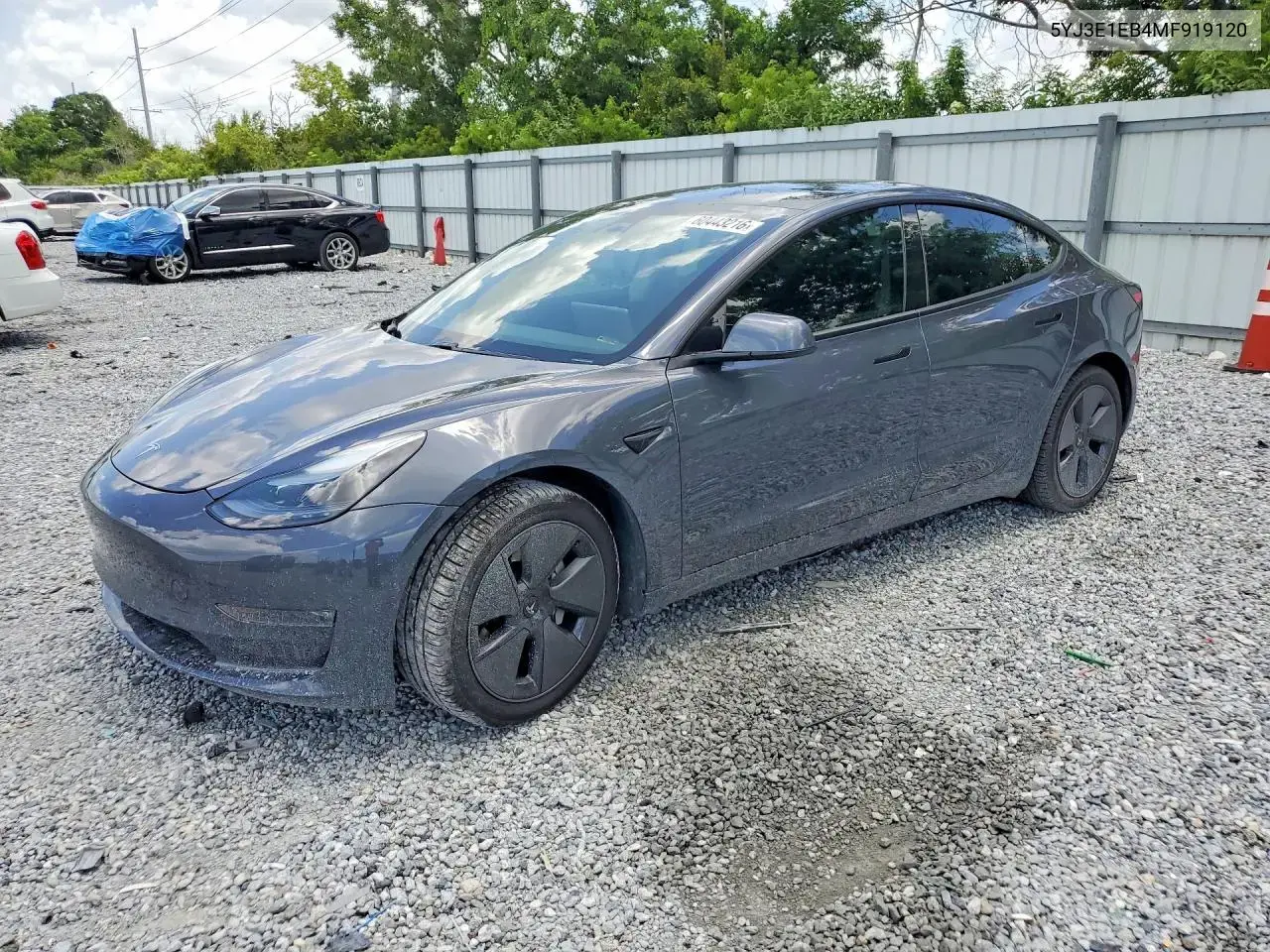 Tesla Model 3 2021