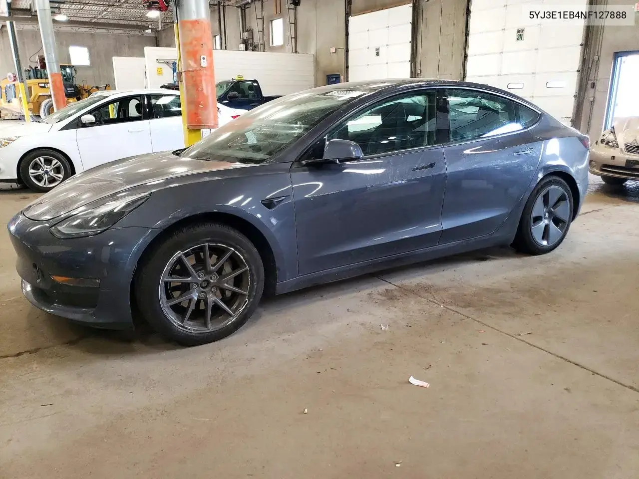Tesla Model 3 2022