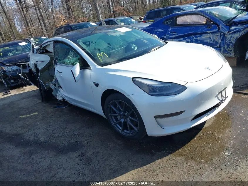 Tesla Model 3 Long Range Dual Motor All-Wheel Drive 2022