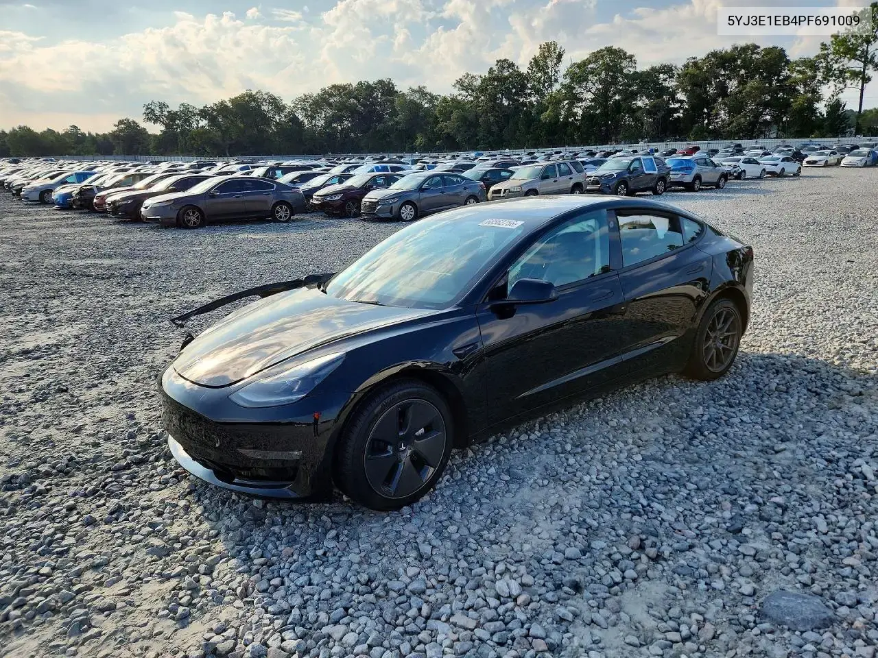 Tesla Model 3 2023