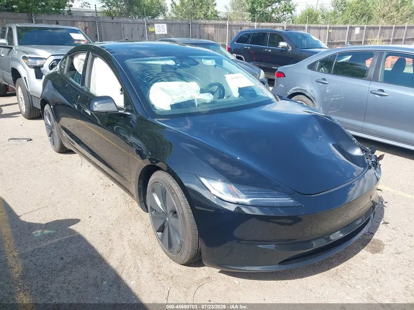 Tesla Model 3 Premium All-Wheel Drive 2026