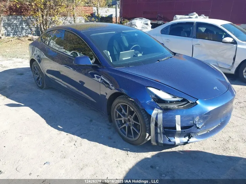 Tesla Model 3 2022