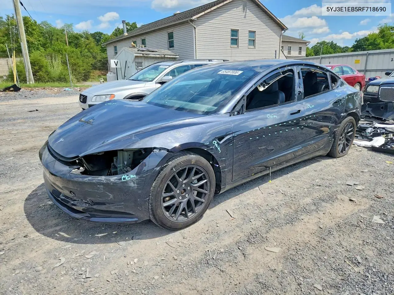 Tesla Model 3 2024
