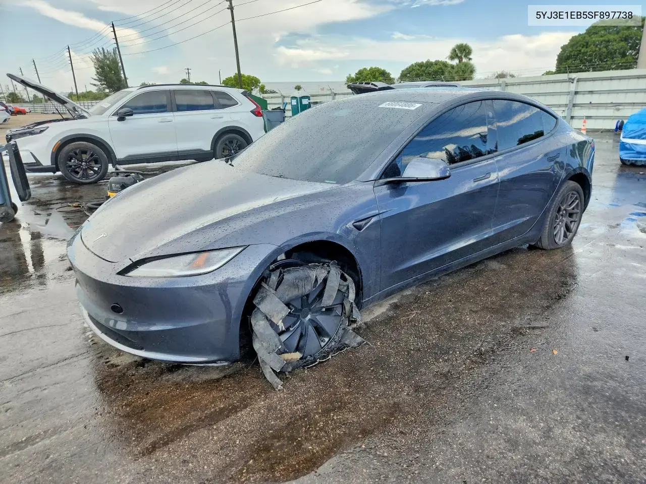 Tesla Model 3 2025