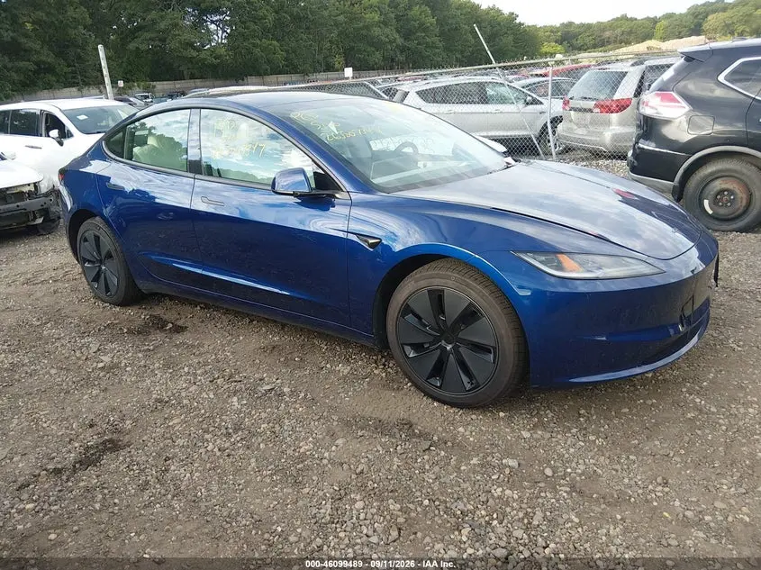 Tesla Model 3 Premium All-Wheel Drive 2026