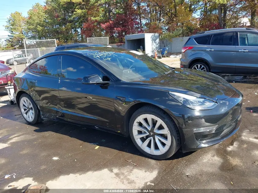 Tesla Model 3 Long Range Dual Motor All-Wheel Drive 2022