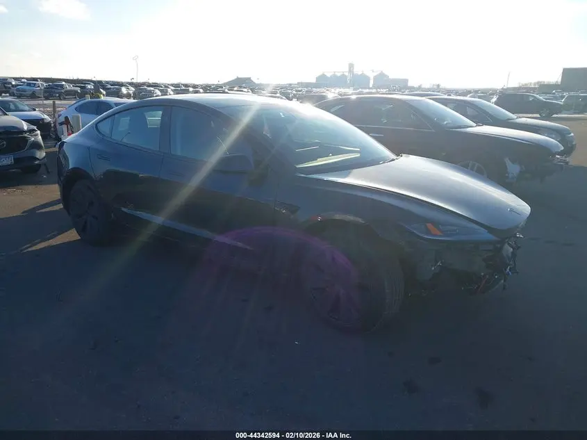 Tesla Model 3 Premium All-Wheel Drive 2026