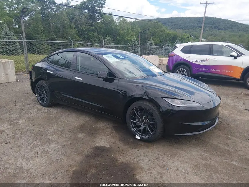 Tesla Model 3 Premium All-Wheel Drive 2026