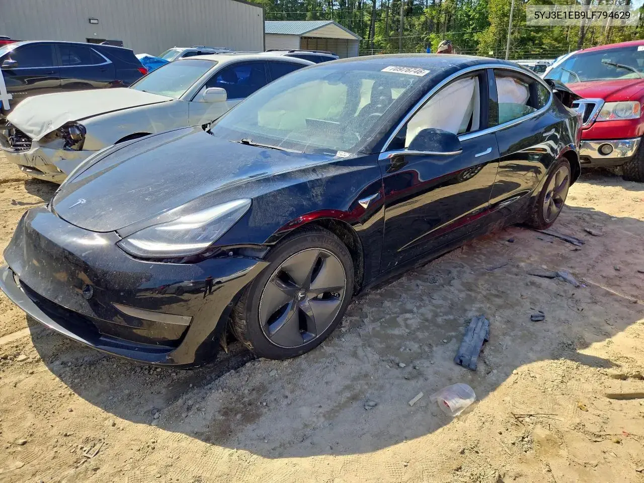 Tesla Model 3 2020