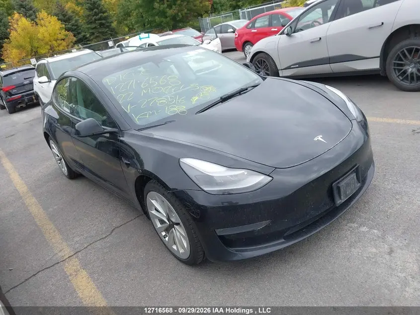 Tesla Model 3 2022