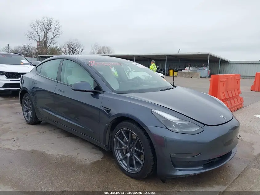 Tesla Model 3 Long Range Dual Motor All-Wheel Drive 2022