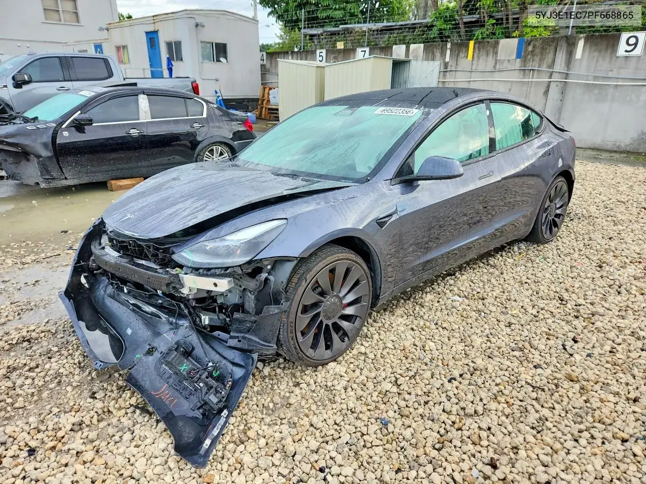 Tesla Model 3 2023