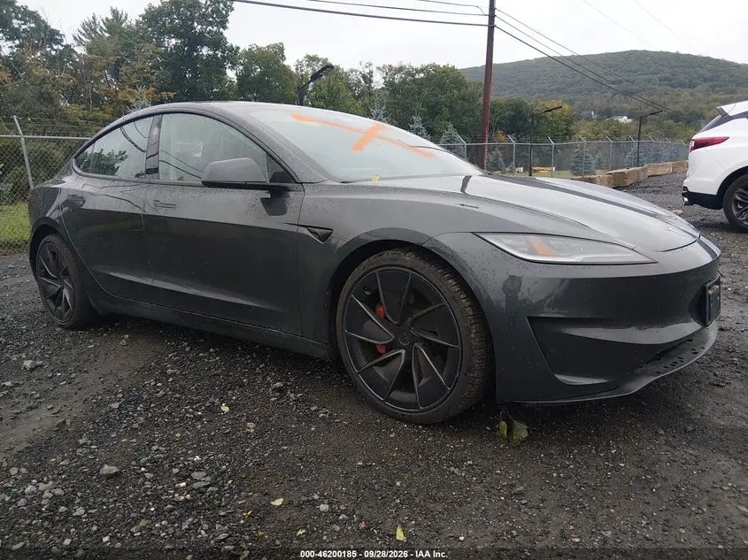 Tesla Model 3 Performance All-Wheel Drive 2025