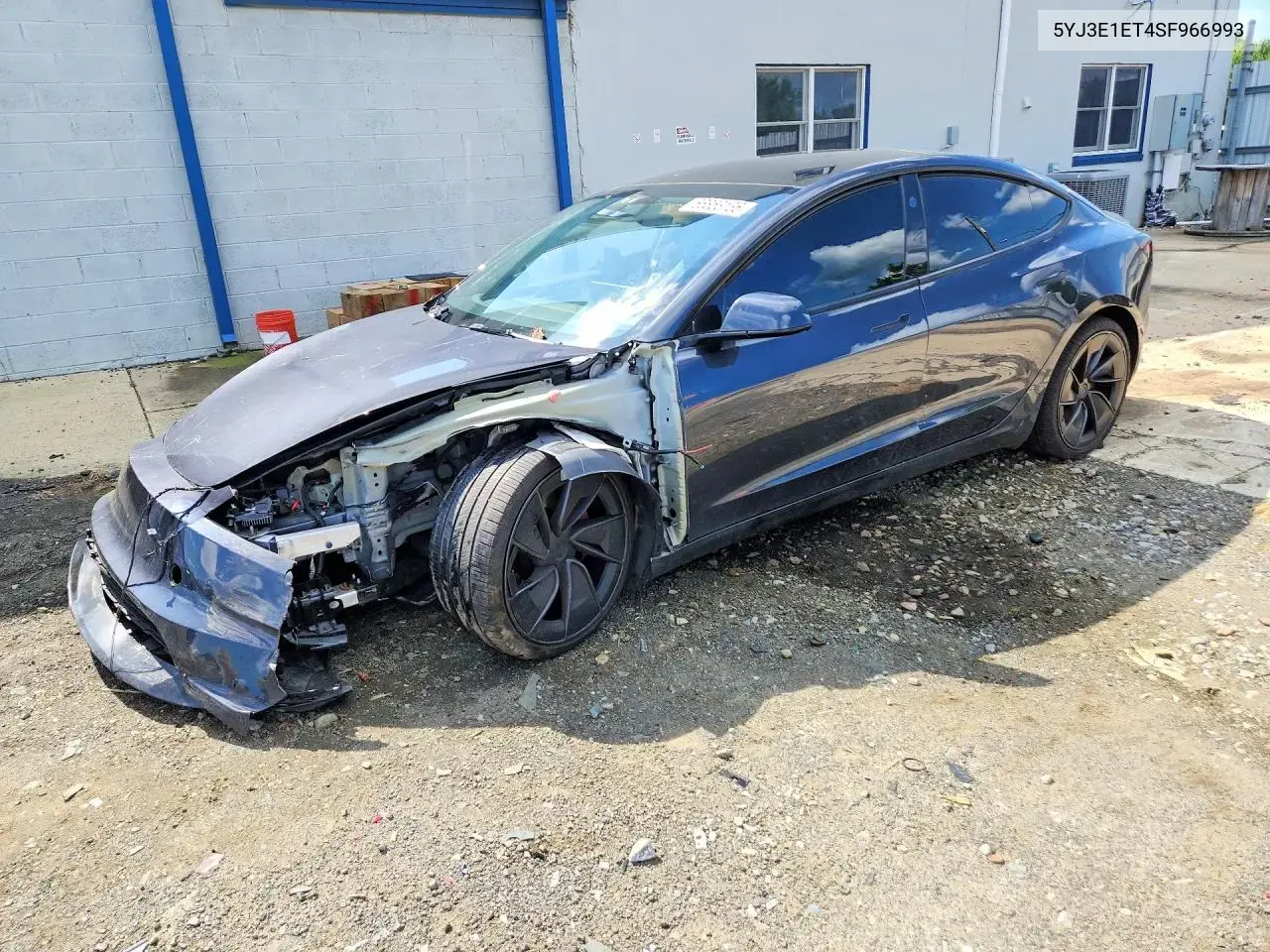 Tesla Model 3 2025
