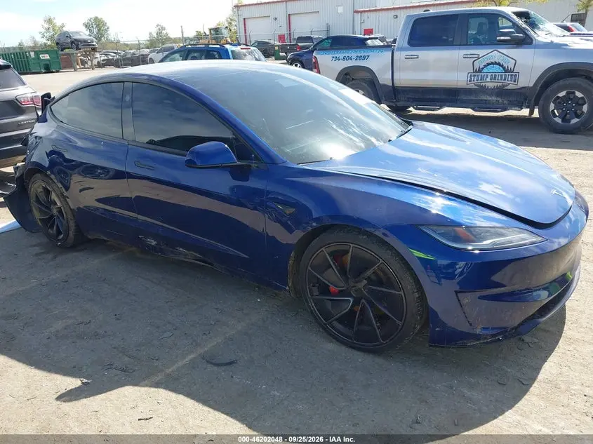 Tesla Model 3 Performance All-Wheel Drive 2025