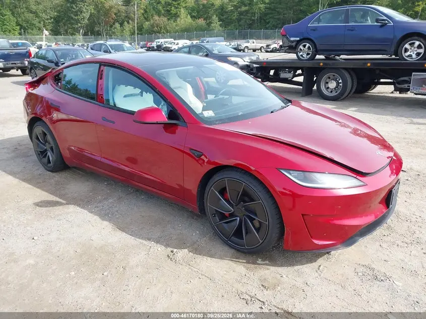 Tesla Model 3 Performance All-Wheel Drive 2025