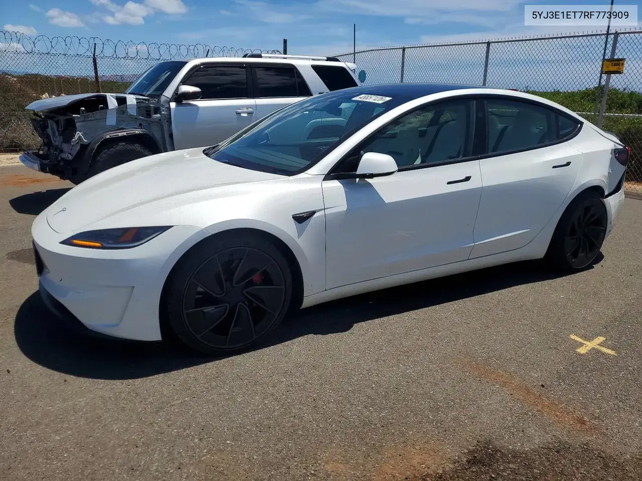 Tesla Model 3 2024