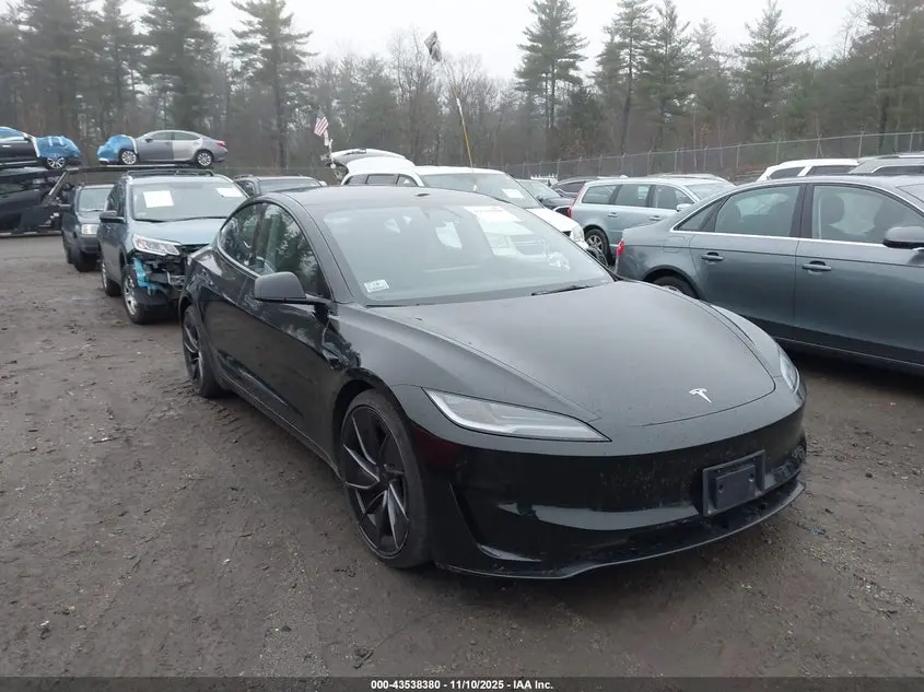 Tesla Model 3 Performance All-Wheel Drive 2024