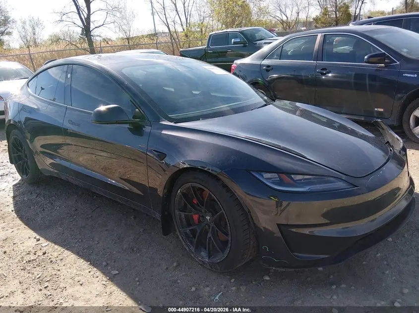 Tesla Model 3 Performance All-Wheel Drive 2024