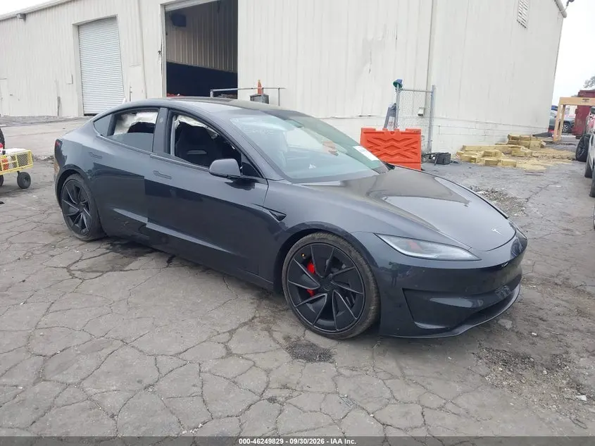 Tesla Model 3 Performance All-Wheel Drive 2024