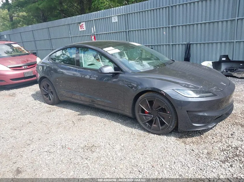 Tesla Model 3 Performance All-Wheel Drive 2025