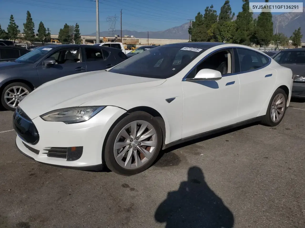 Tesla Model S 2016
