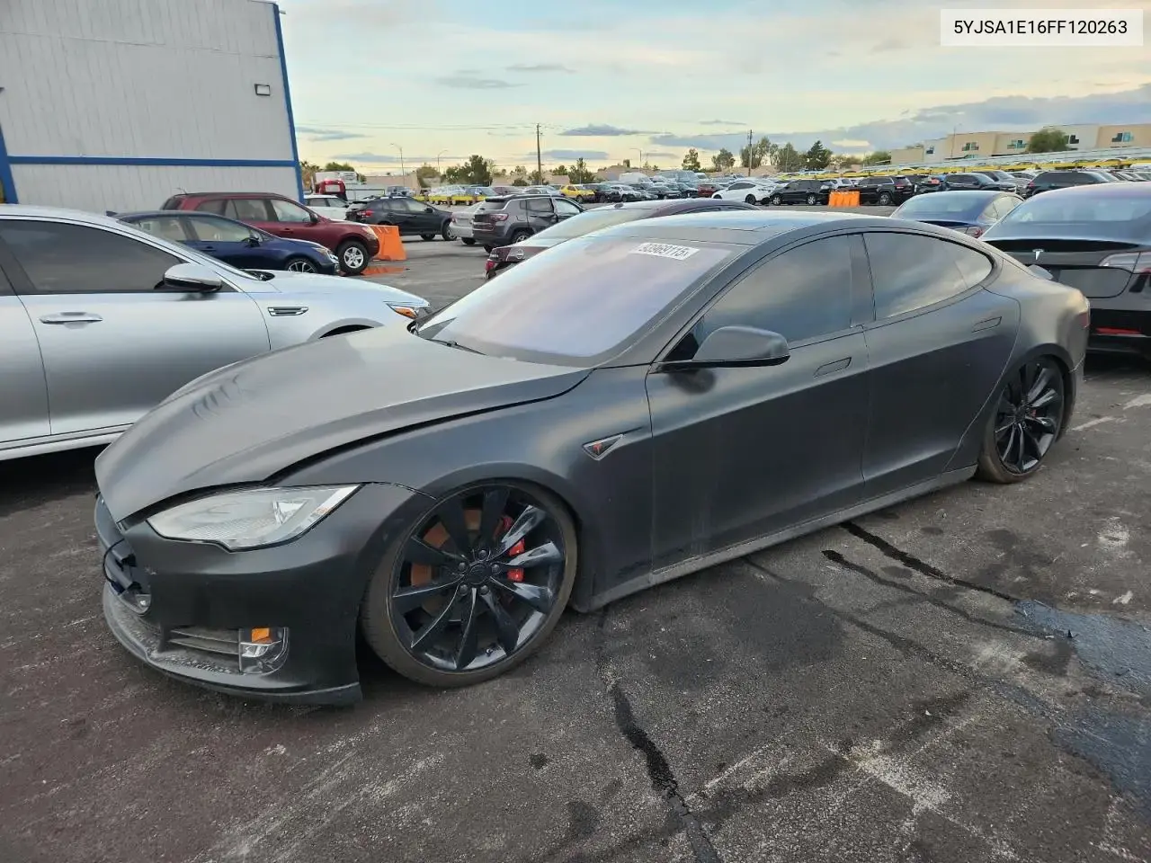Tesla Model S 2015