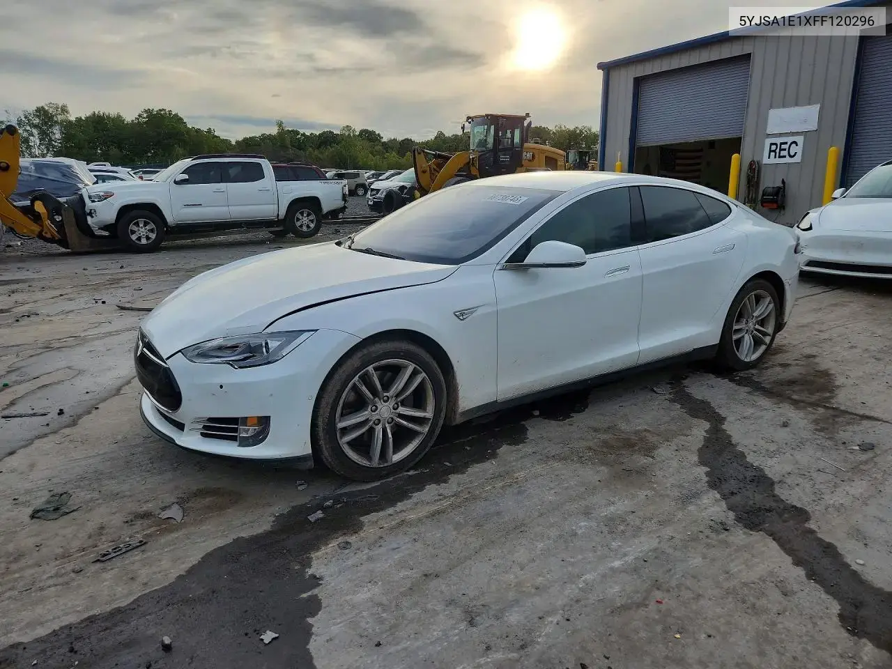 Tesla Model S 2015