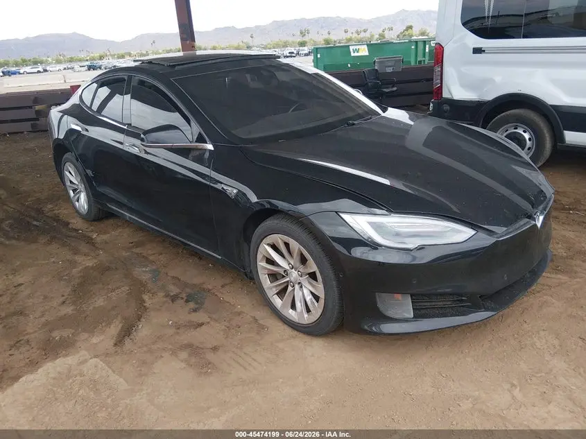 Tesla Model S 2016