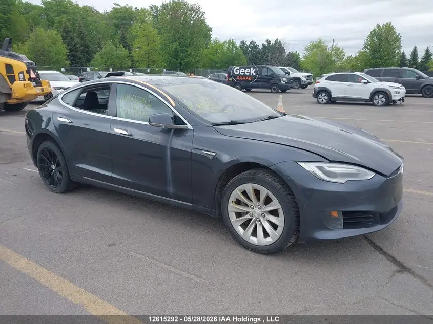 Tesla Model S 2016