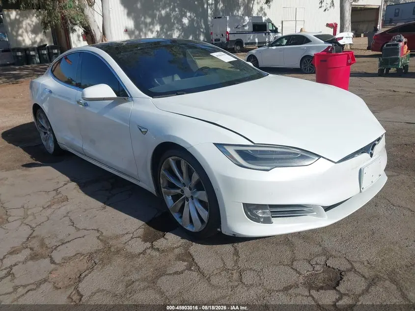 Tesla Model S 2018