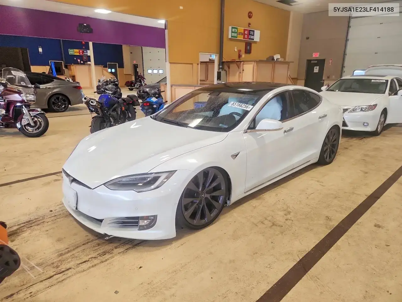 Tesla Model S 2020