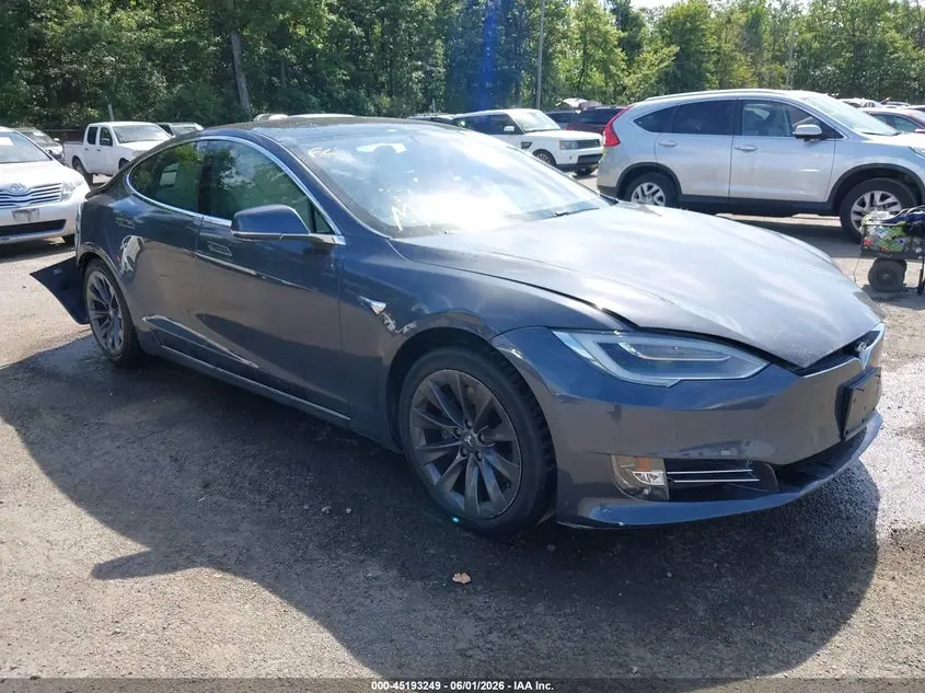 Tesla Model S 2020