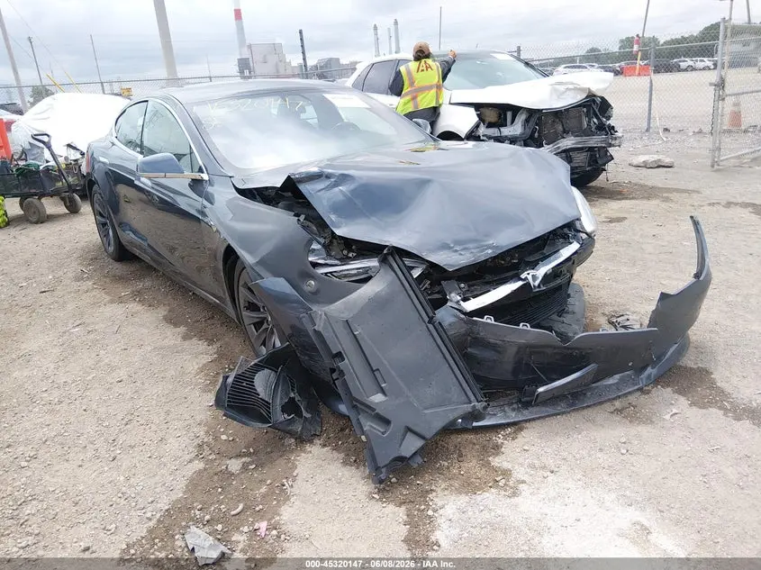 Tesla Model S Long Range Dual Motor All-Wheel Drive/Long Range Plus Dual Motor All-Wheel Drive 2020