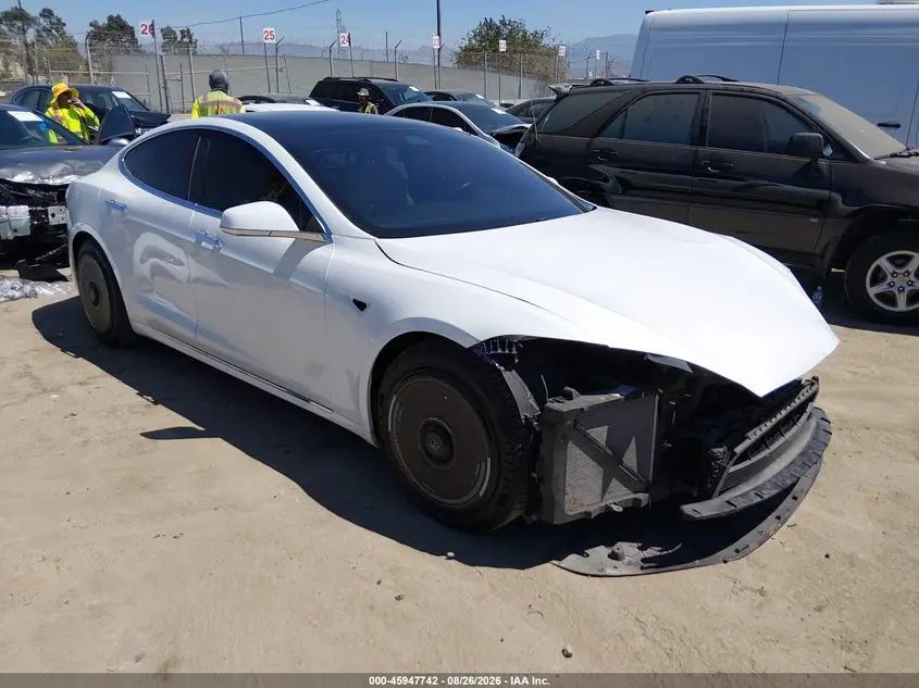 Tesla Model S Long Range Dual Motor All-Wheel Drive/Long Range Plus Dual Motor All-Wheel Drive 2020