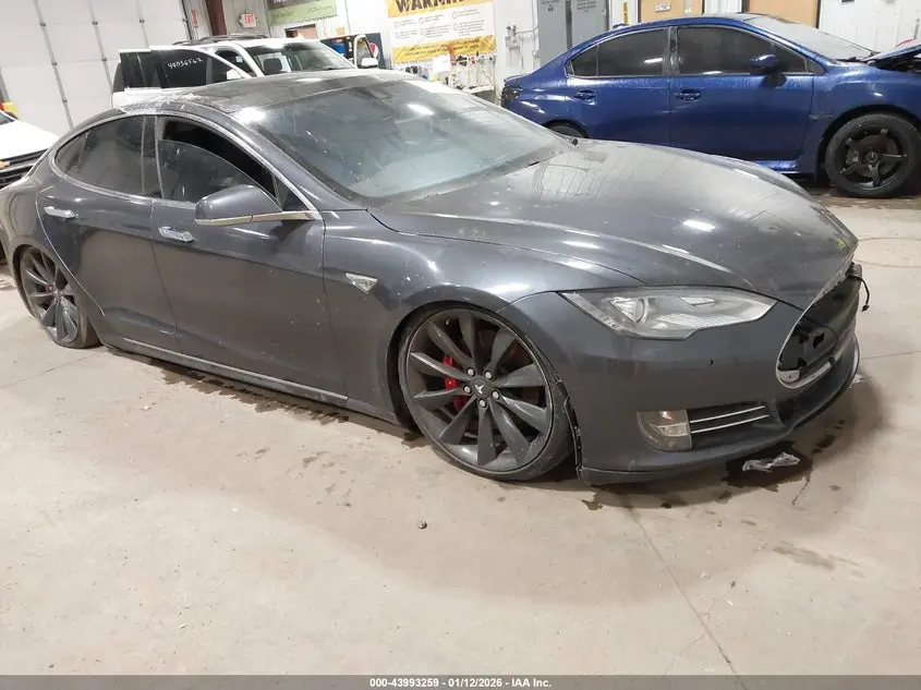 Tesla Model S 70D/85D/P85D 2015
